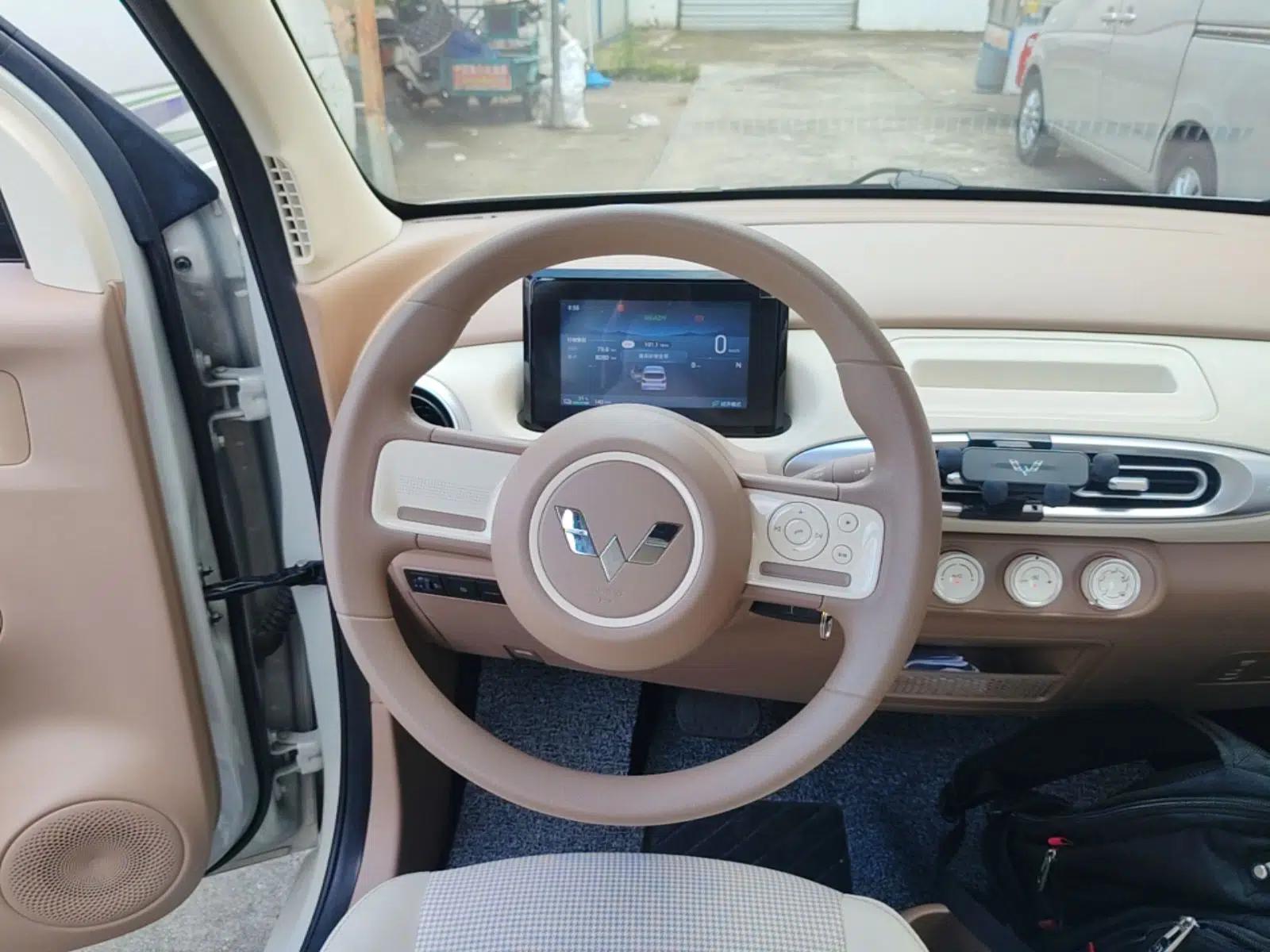 Wuling Hongguang MINIEV 2025 Four-Door Version Advanced Edition — миниатюра 13