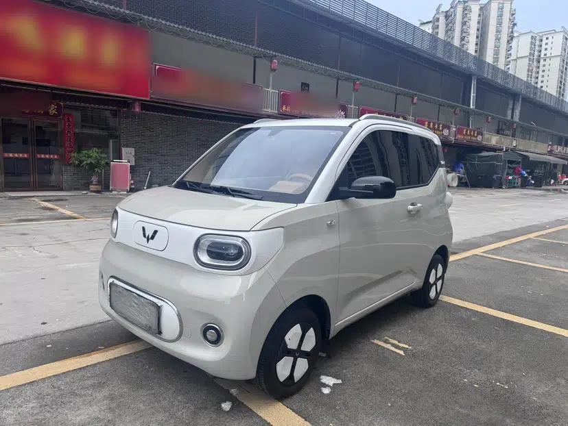 Wuling Hongguang MINIEV 2024 3rd Generation 215km Advanced Version — миниатюра 1