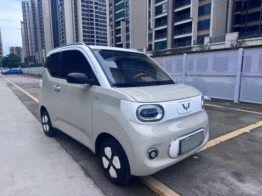 Wuling Hongguang MINIEV 2024 3rd Generation 215km Advanced Version — миниатюра 17