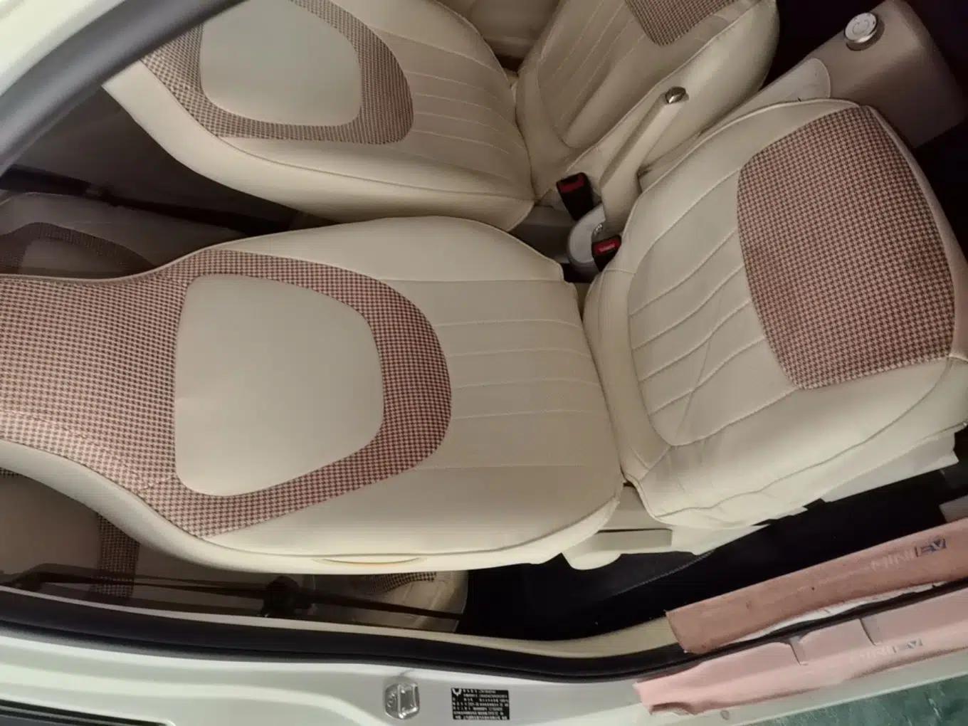 Wuling Hongguang MINIEV 2024 3rd Generation 215km Advanced Version — миниатюра 28