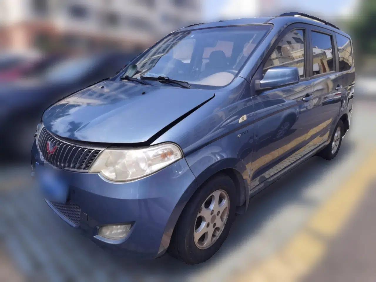 Wuling Hongguang 2013 1.5L Comfort Model — миниатюра 1