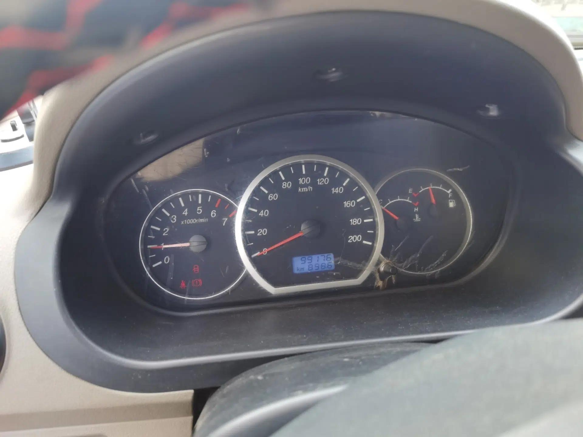 Wuling Hongguang 2013 1.5L Comfort Model — миниатюра 11