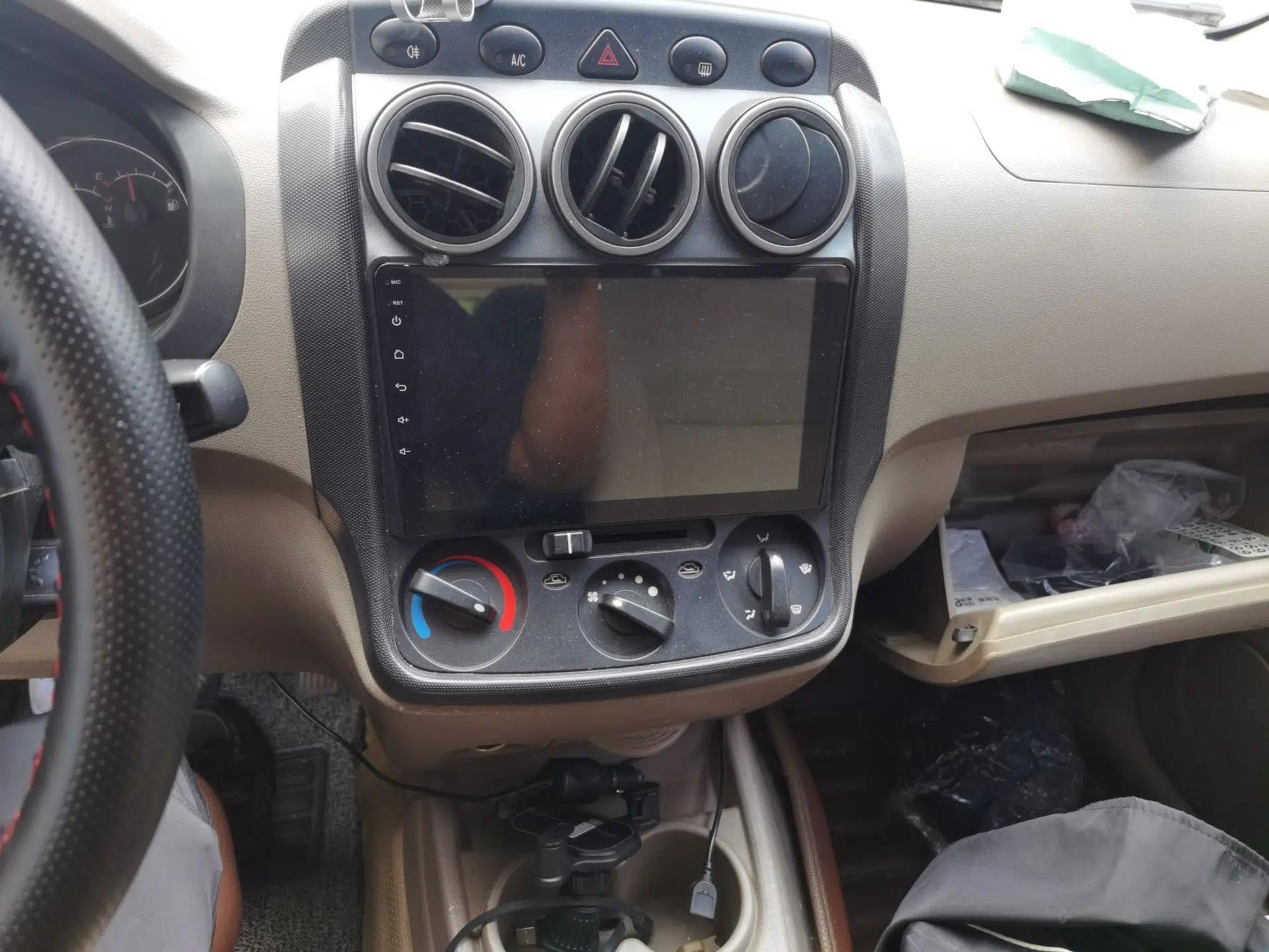 Wuling Hongguang 2013 1.5L Comfort Model — миниатюра 13