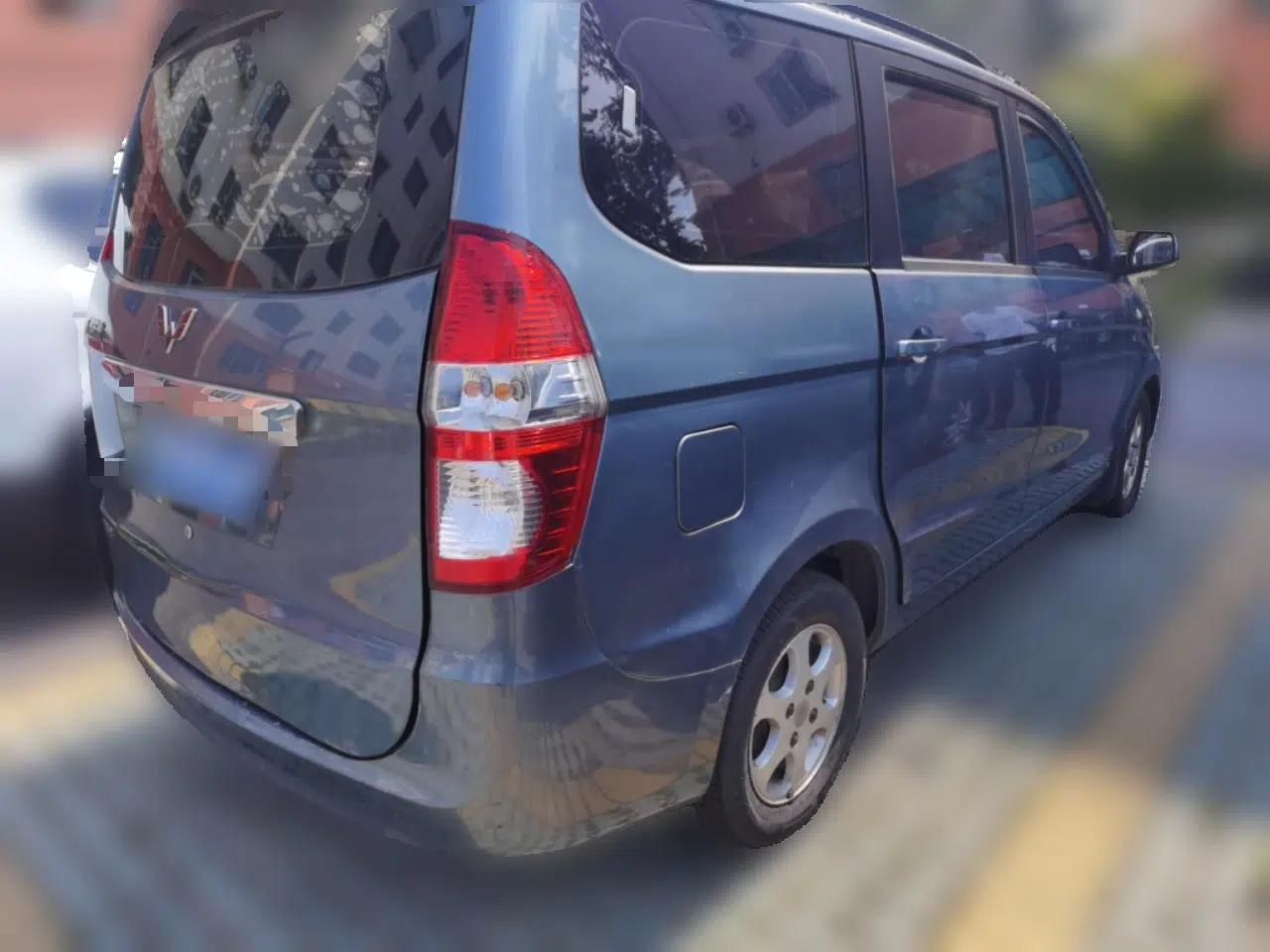 Wuling Hongguang 2013 1.5L Comfort Model — миниатюра 6