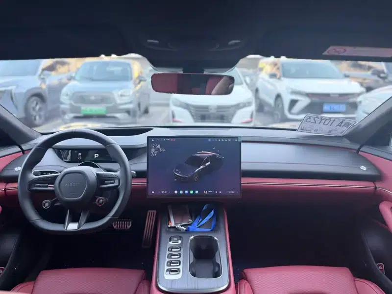 Xiaomi SU7 2024 All-Wheel Drive Long Range Max Edition — миниатюра 7