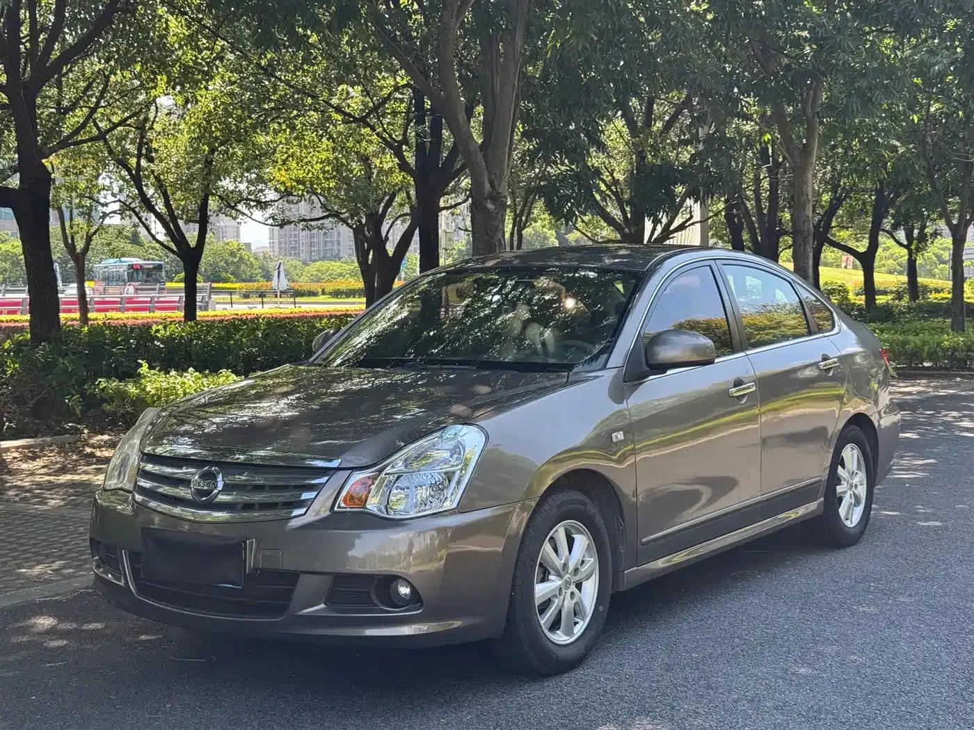 Nissan Sylphy 2012 Classic 1.6XE Automatic Comfort Edition — миниатюра 1