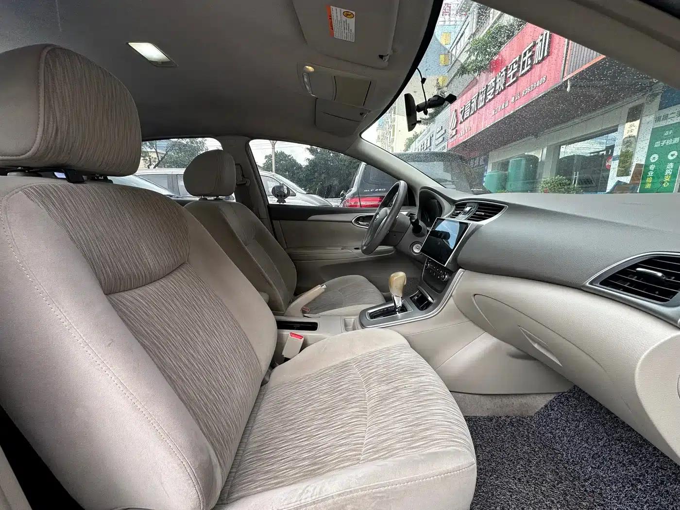 Nissan Sylphy 2012 1.6XE CVT Comfort Edition — миниатюра 6