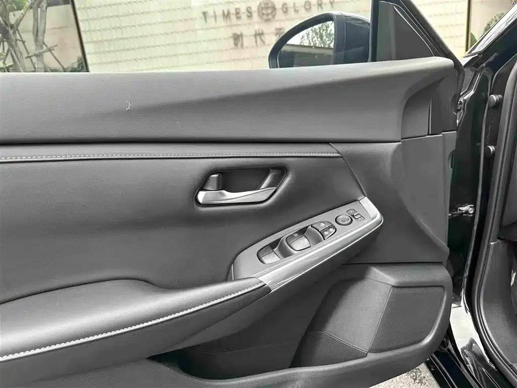 Nissan Sylphy 2022 Electric Drive Version e-POWER Smart Connectivity PLUS — миниатюра 17
