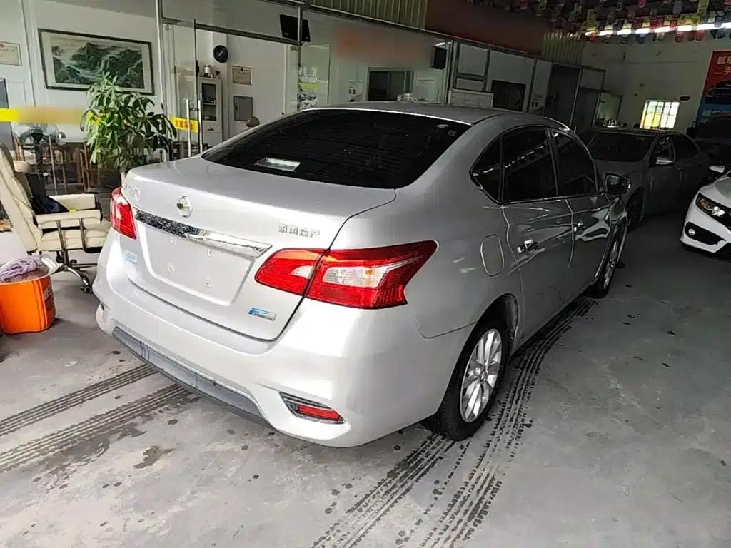 Nissan Sylphy 2018 1.6XV CVT Premium Edition — миниатюра 7