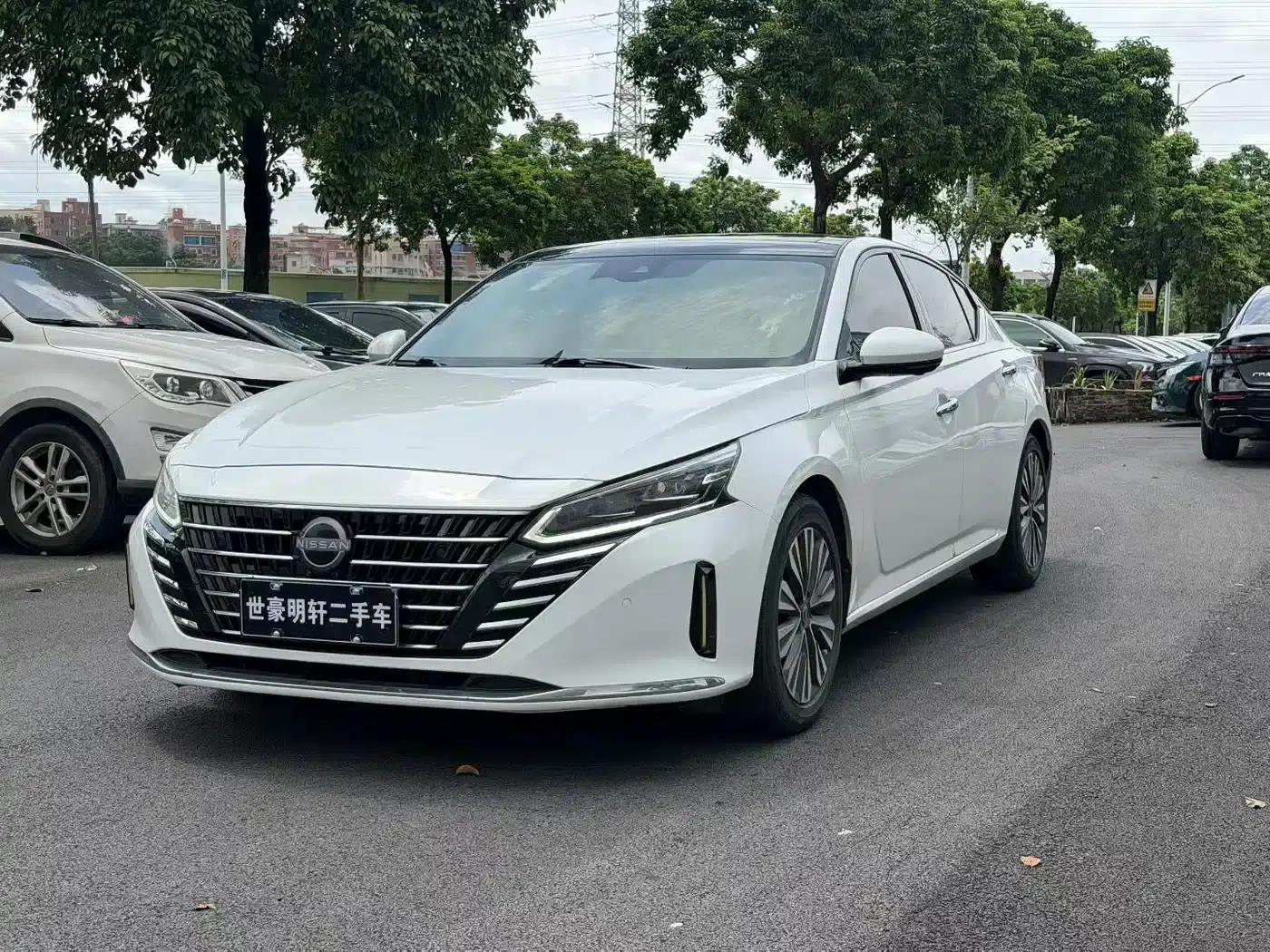 Nissan Teana 2022 2.0L XL-Upr Premium Edition — миниатюра 1