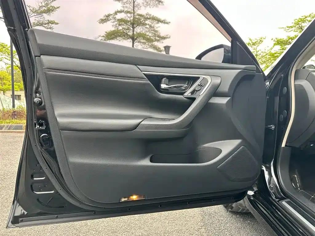 Teana 2016 Facelift 2.0L XL Comfort Edition — миниатюра 4