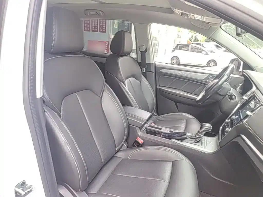 Roewe RX5 2018 20T Two-Wheel Drive Automatic Flagship Edition — миниатюра 25