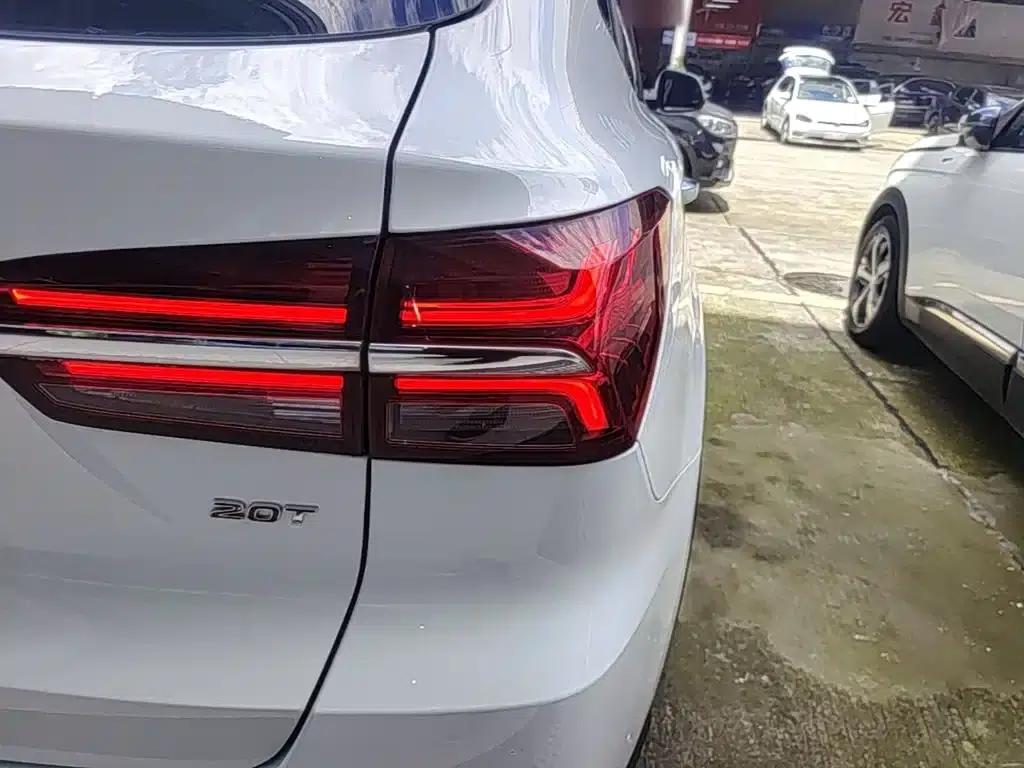 Roewe RX5 2018 20T Two-Wheel Drive Automatic Flagship Edition — миниатюра 8
