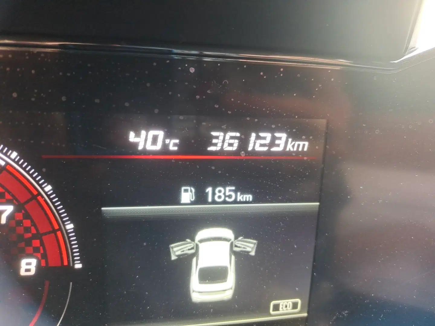 Hyundai Elantra 2021 1.5L CVT LUX Prestige Edition — миниатюра 12