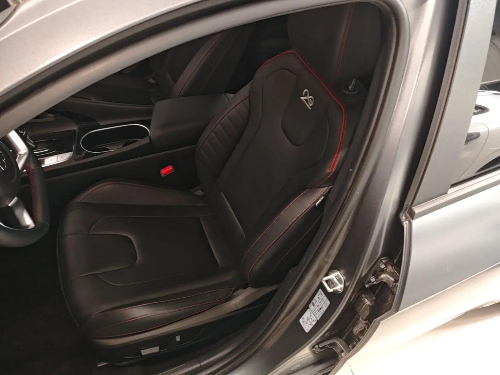Hyundai Elantra 2022 1.5L CVT 20th Anniversary Edition — миниатюра 22