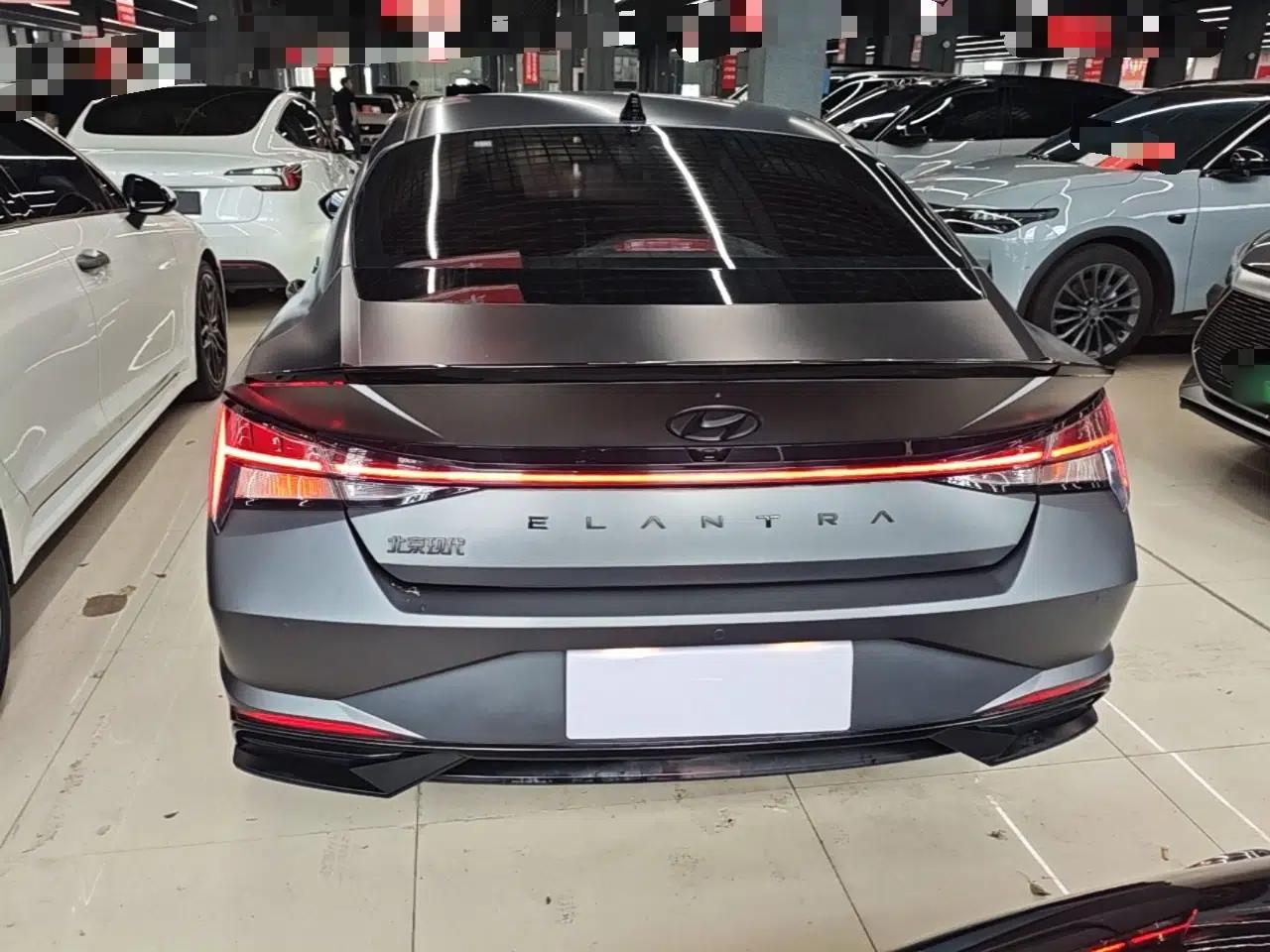 Hyundai Elantra 2022 1.5L CVT 20th Anniversary Edition — миниатюра 5