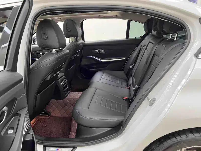 2020 BMW 3 Series 325Li M Sport Package — миниатюра 22