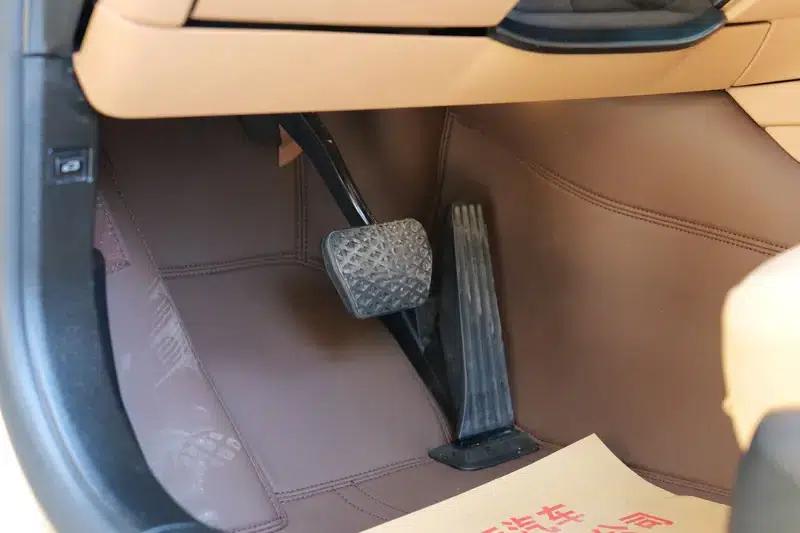BMW 7 Series 2013 730Li Leading Edition — миниатюра 33