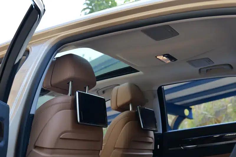 BMW 7 Series 2013 730Li Leading Edition — миниатюра 38