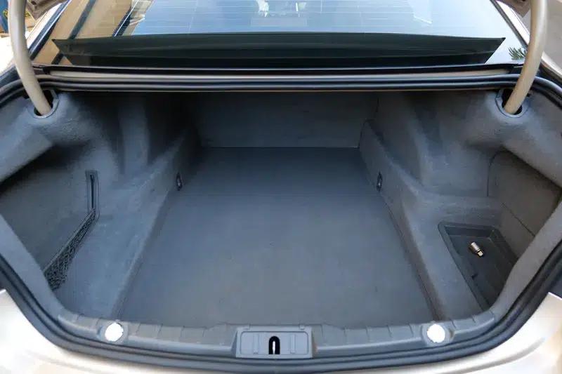 BMW 7 Series 2013 730Li Leading Edition — миниатюра 45