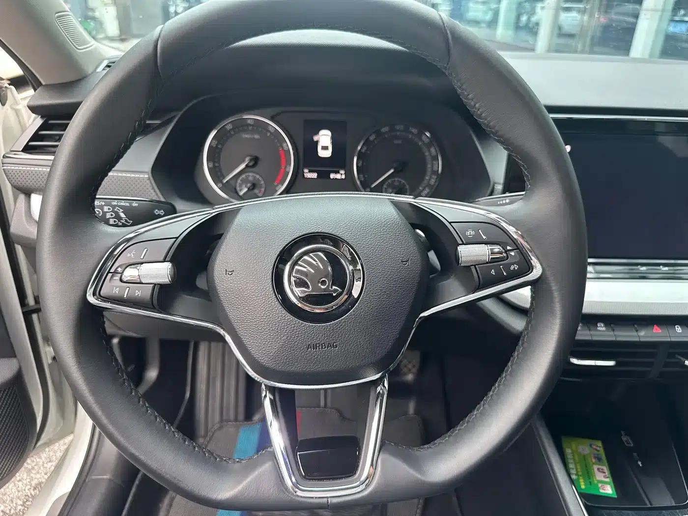 Octavia 2023 Facelift PRO TSI280 Premium Edition — миниатюра 12