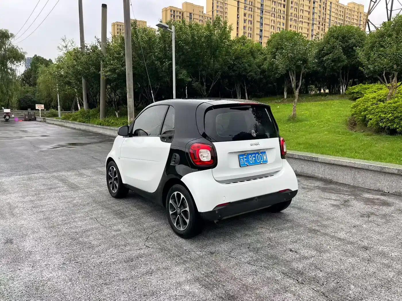 2015 Smart Fortwo 1.0L 52kW Hardtop Passion Edition — миниатюра 4