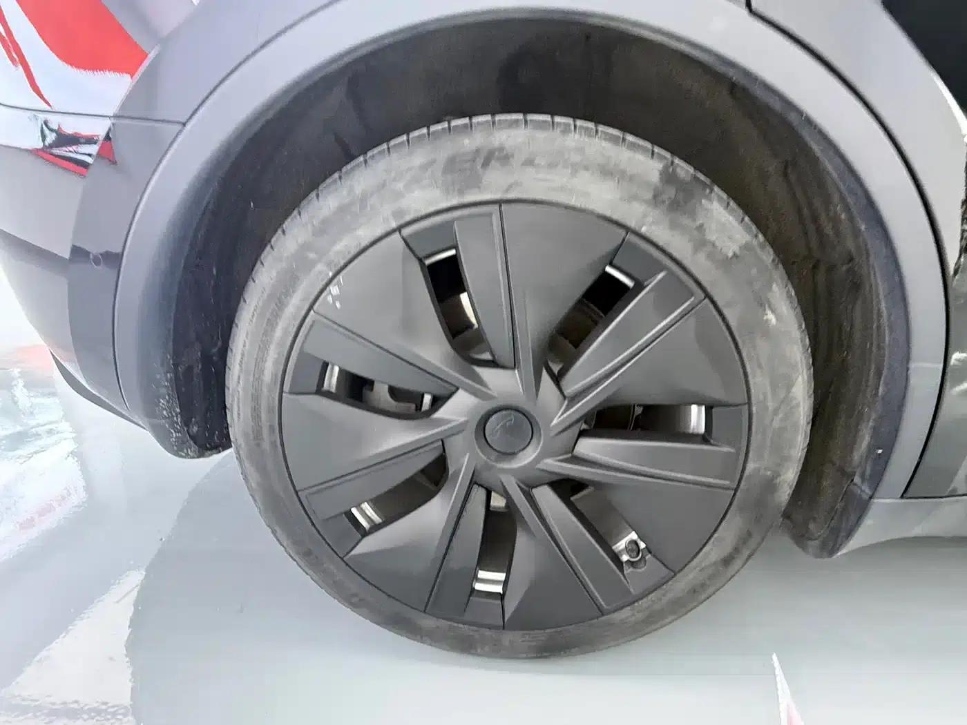 Model Y 2022 Facelift Rear-Wheel Drive Version — миниатюра 11