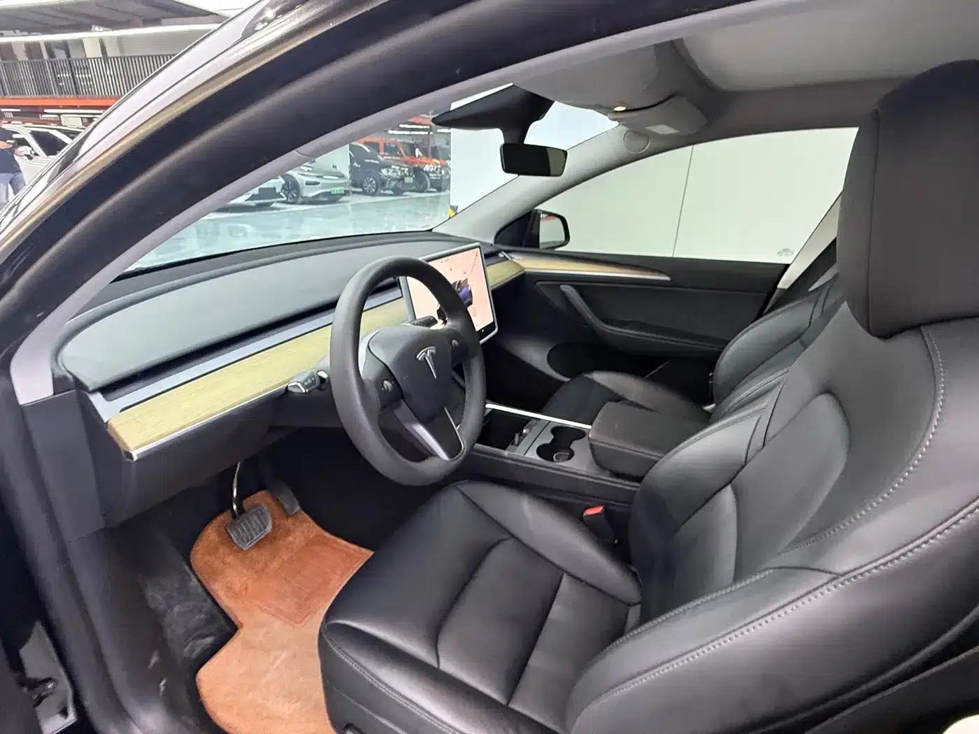 Model Y 2022 Facelift Rear-Wheel Drive Version — миниатюра 5
