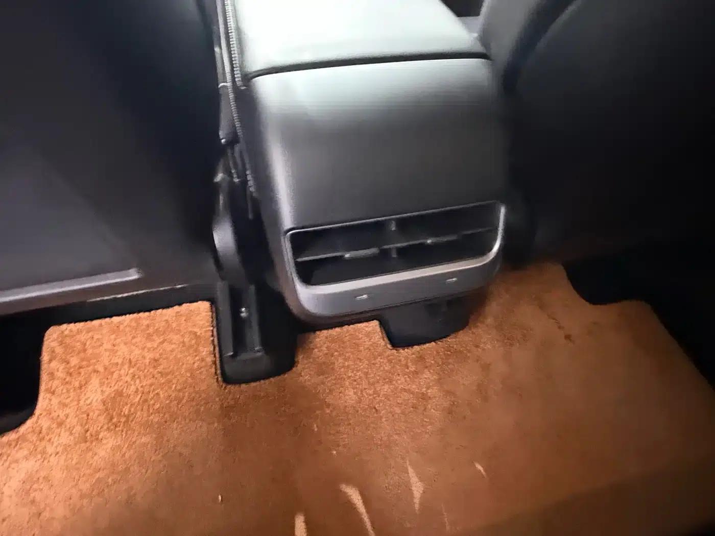 Model Y 2022 Facelift Rear-Wheel Drive Version — миниатюра 10