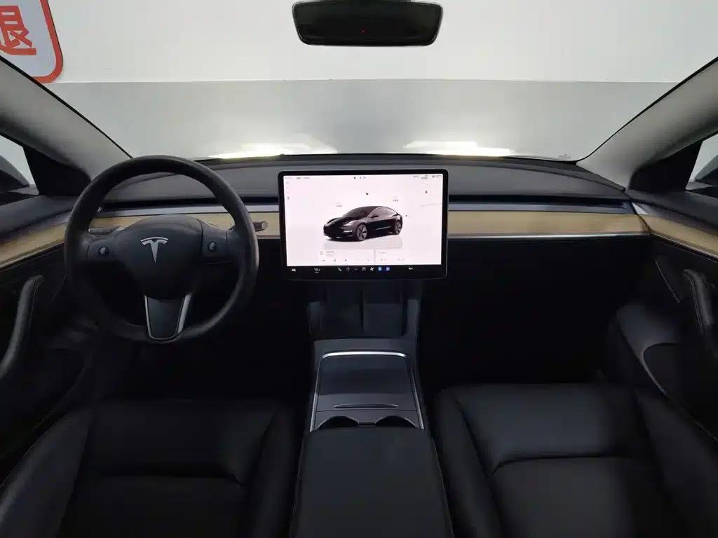 Model 3 2022 Rear-Wheel Drive — миниатюра 5