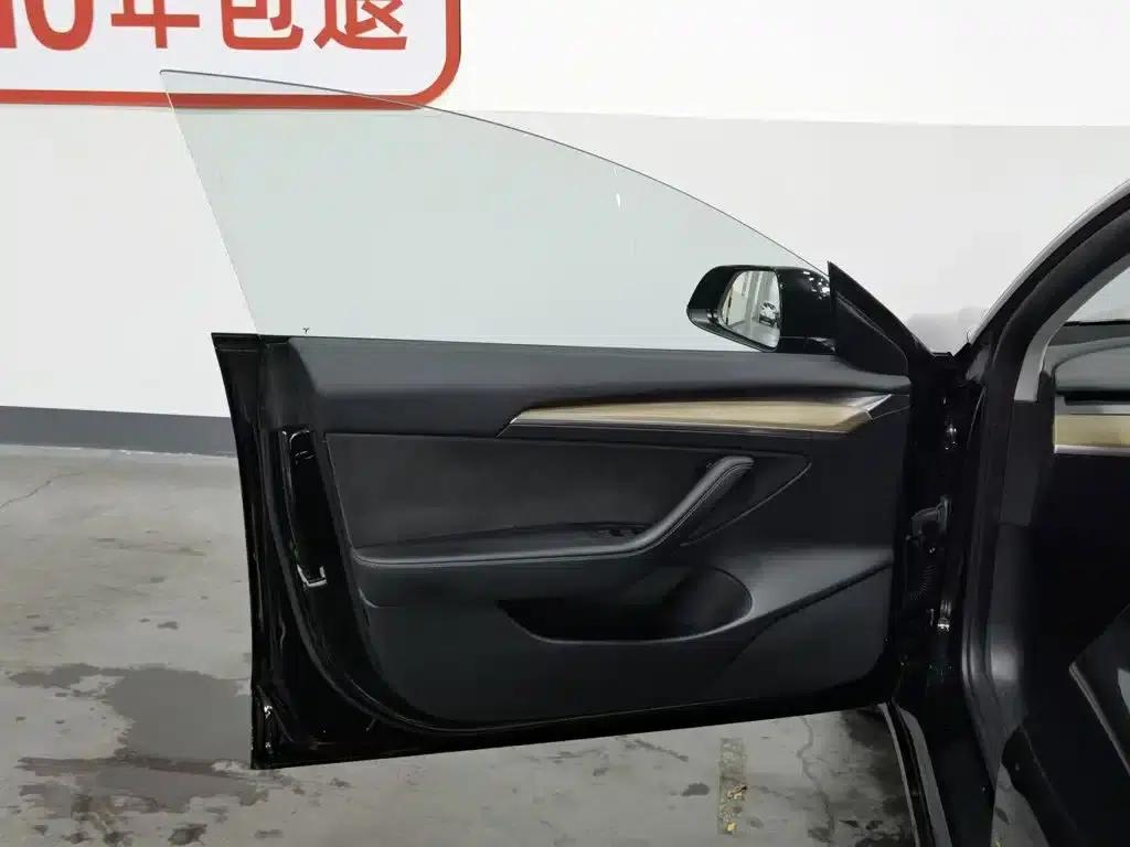 Model 3 2022 Rear-Wheel Drive — миниатюра 8