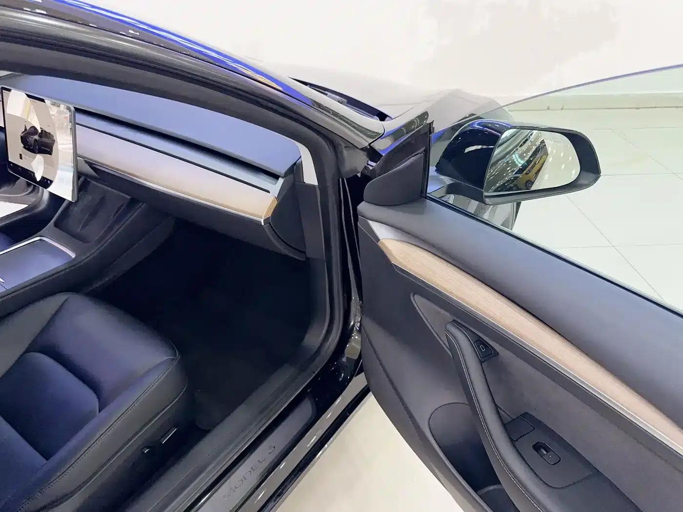 Model 3 2022 Rear-Wheel Drive — миниатюра 17