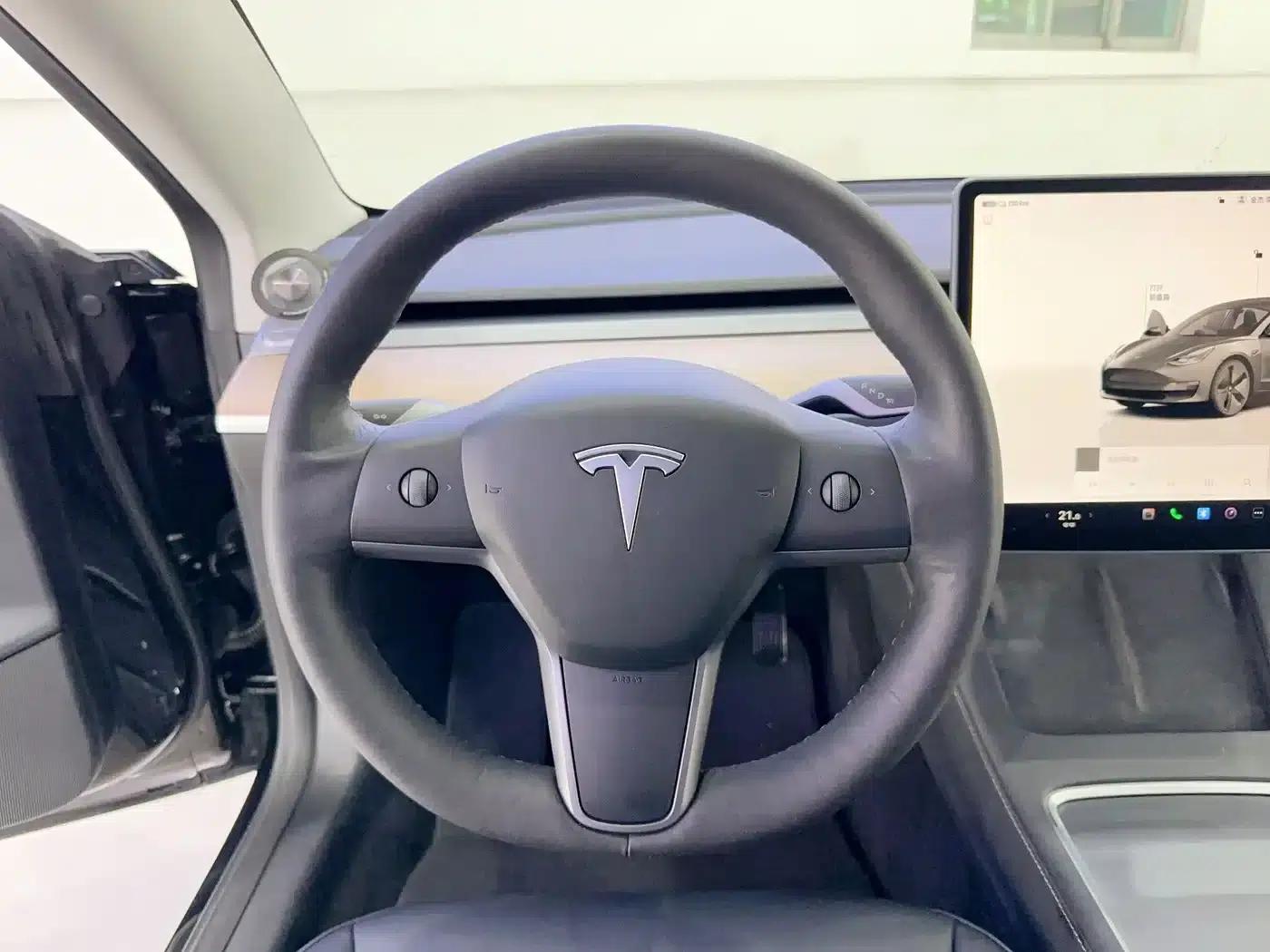 Model 3 2022 Rear-Wheel Drive — миниатюра 23