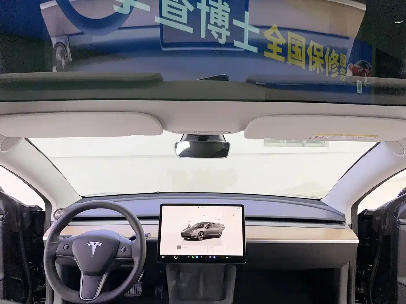 Model 3 2022 Rear-Wheel Drive — миниатюра 25