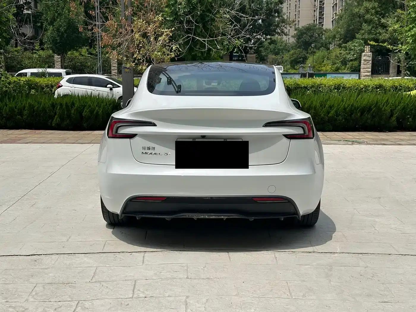 Model 3 2025 Long Range All-Wheel Drive — миниатюра 4