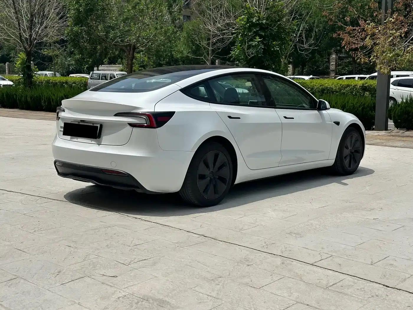 Model 3 2025 Long Range All-Wheel Drive — миниатюра 5