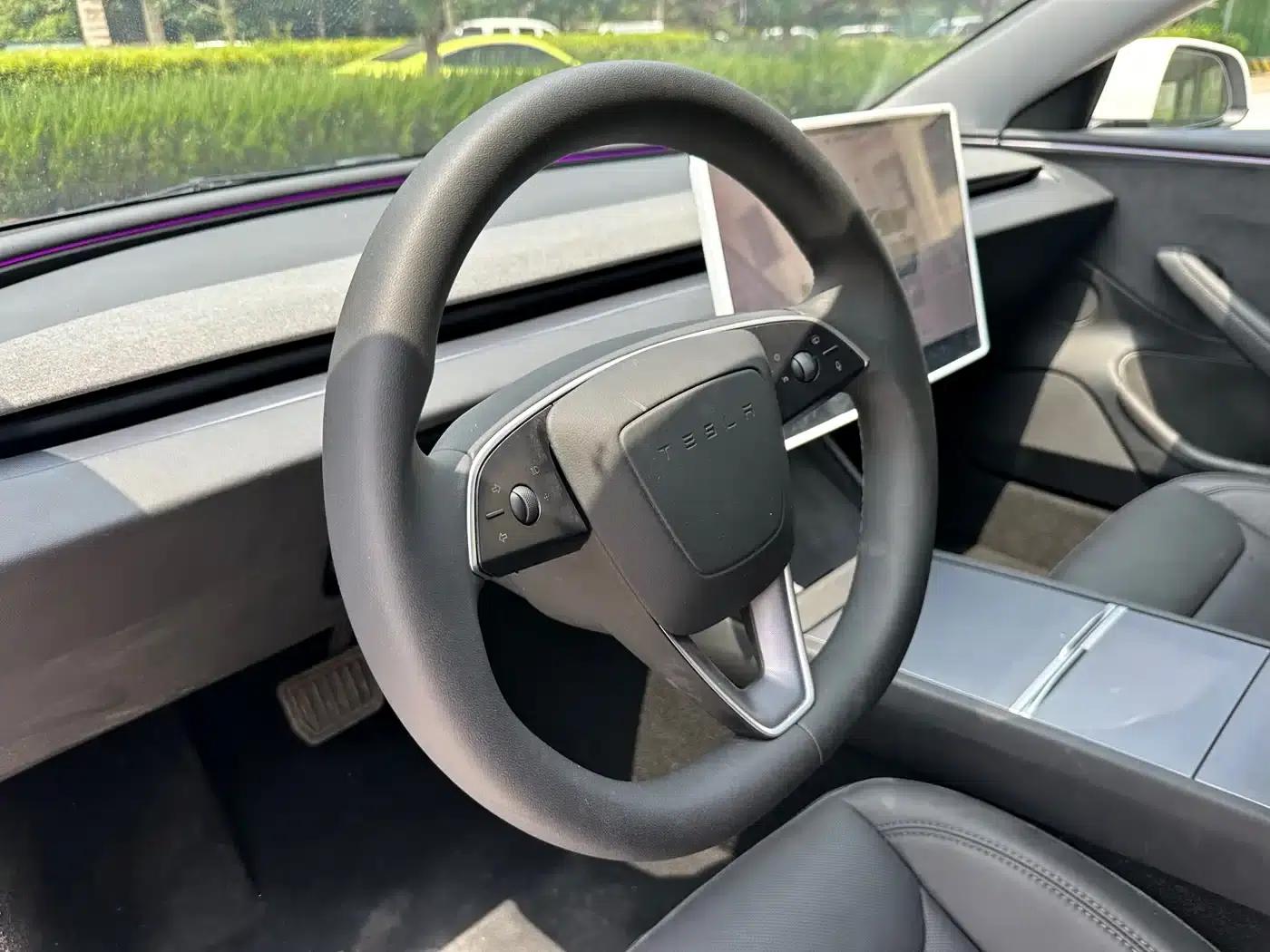 Model 3 2025 Long Range All-Wheel Drive — миниатюра 10