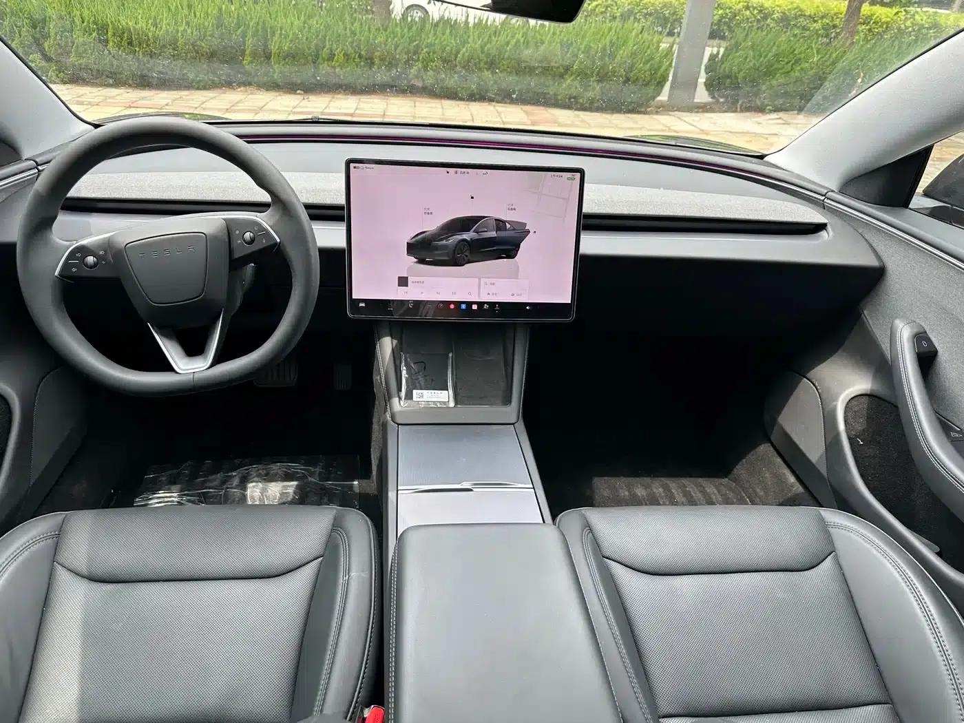 Model 3 2025 Rear-Wheel Drive — миниатюра 8