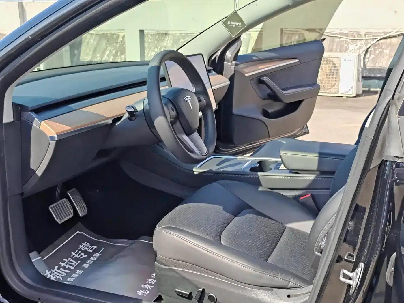 Model 3 2022 Rear-Wheel Drive — миниатюра 17
