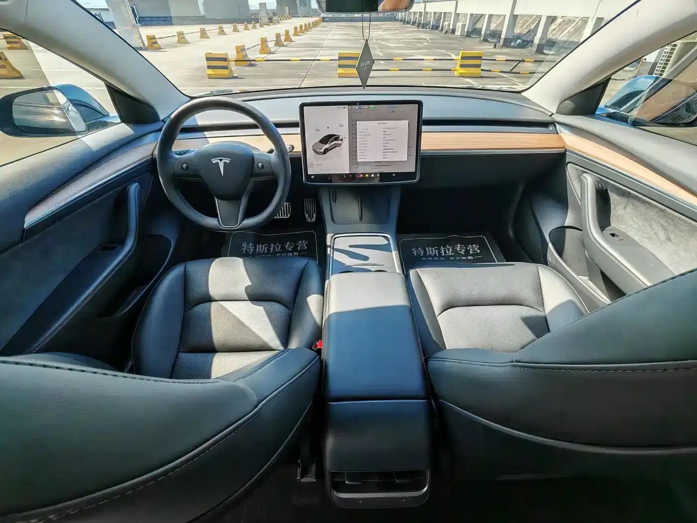 Model 3 2022 Rear-Wheel Drive — миниатюра 8