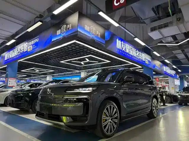 Denza N9 2025 Flagship Edition