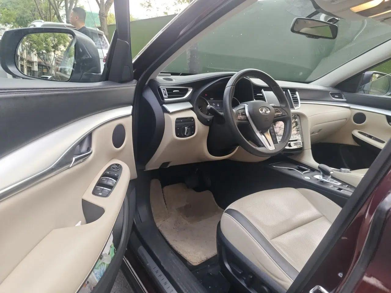 Infiniti QX50 2018 2.0T Two-Wheel Drive Fashion Edition — миниатюра 16