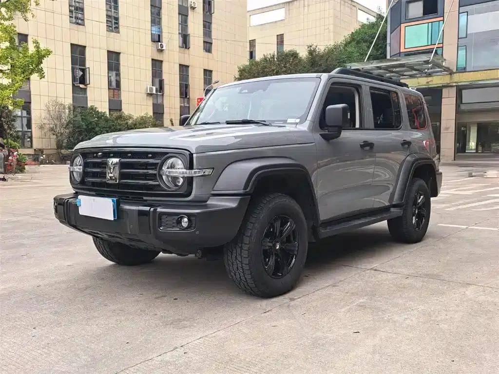 Tank 300 2023 Off-Road Edition 2.0T Conqueror — миниатюра 1