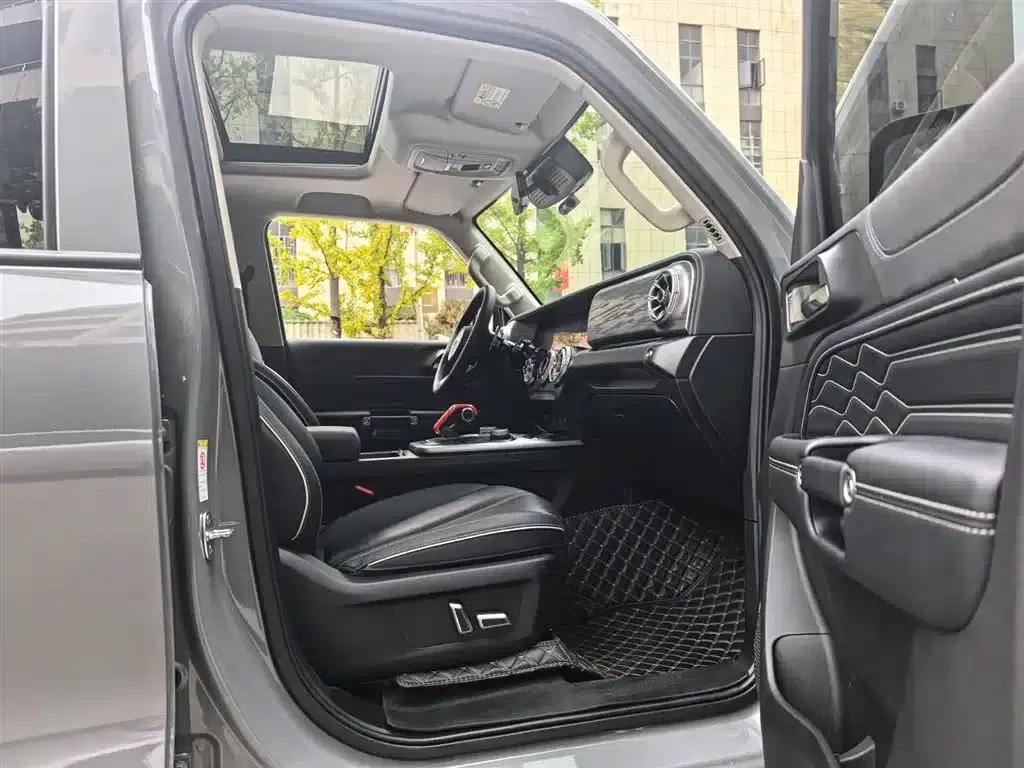 Tank 300 2023 Off-Road Edition 2.0T Conqueror — миниатюра 7