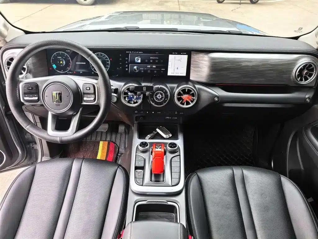 Tank 300 2023 Off-Road Edition 2.0T Conqueror — миниатюра 9