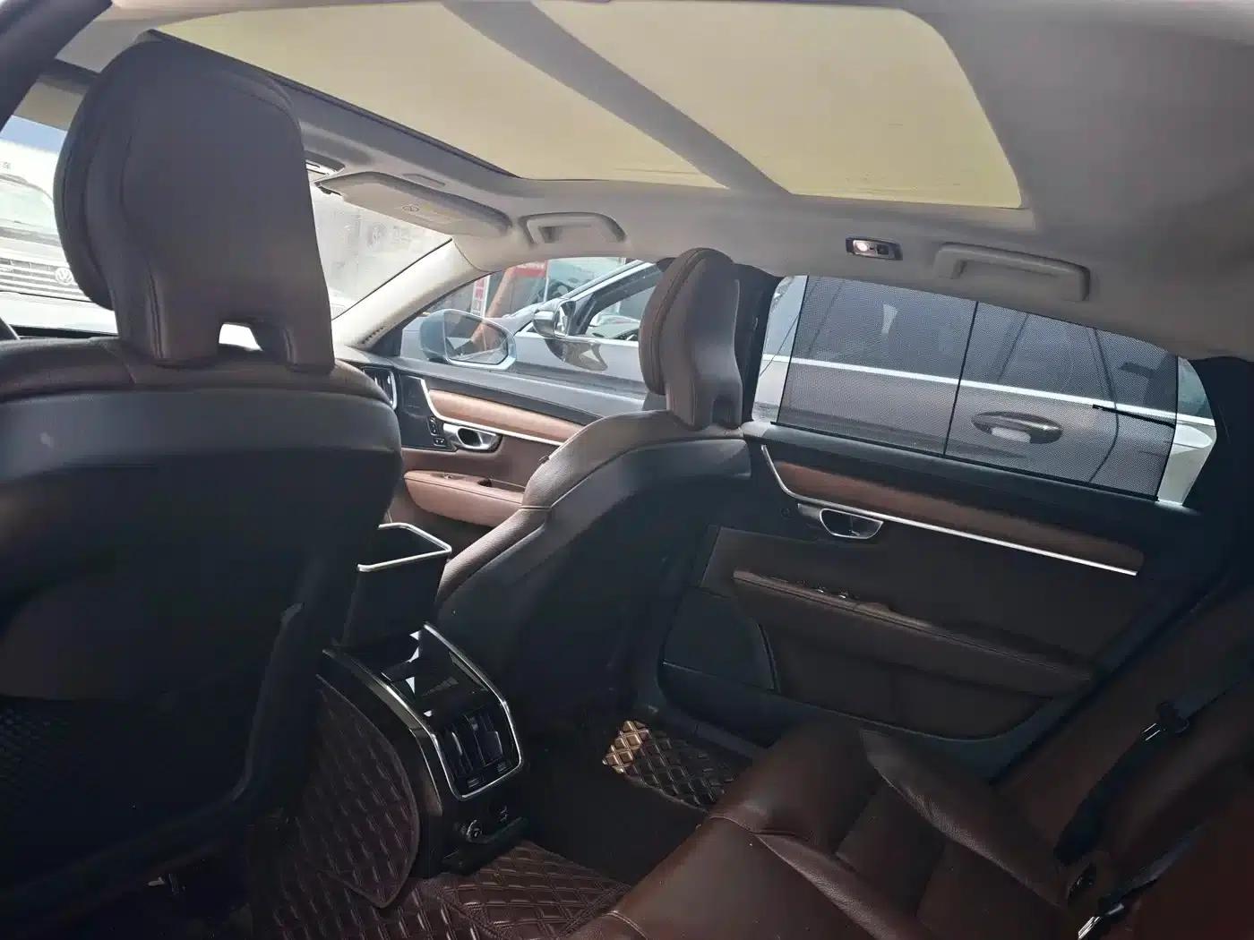 Volvo S90 2020 T5 Inscription Luxury Edition — миниатюра 4