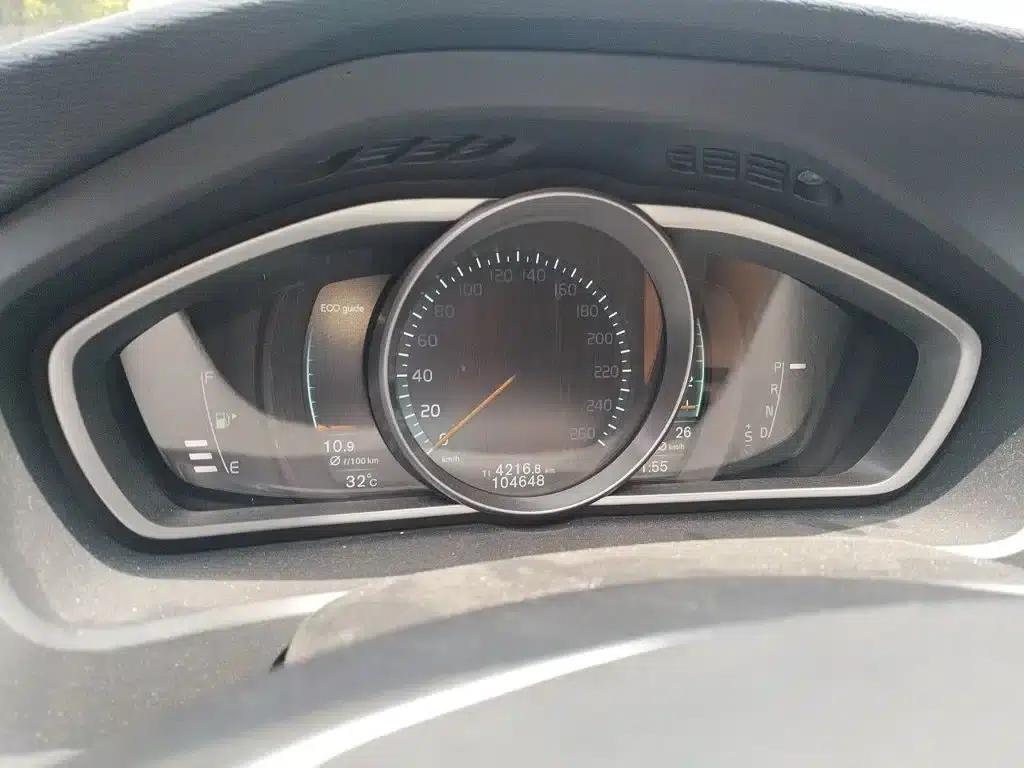 2015 Volvo V40 1.6T Smart Edition — миниатюра 7