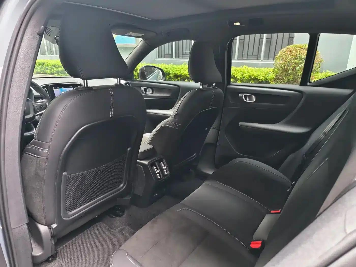 Volvo XC40 PHEV 2023 Long Range Edition — миниатюра 5