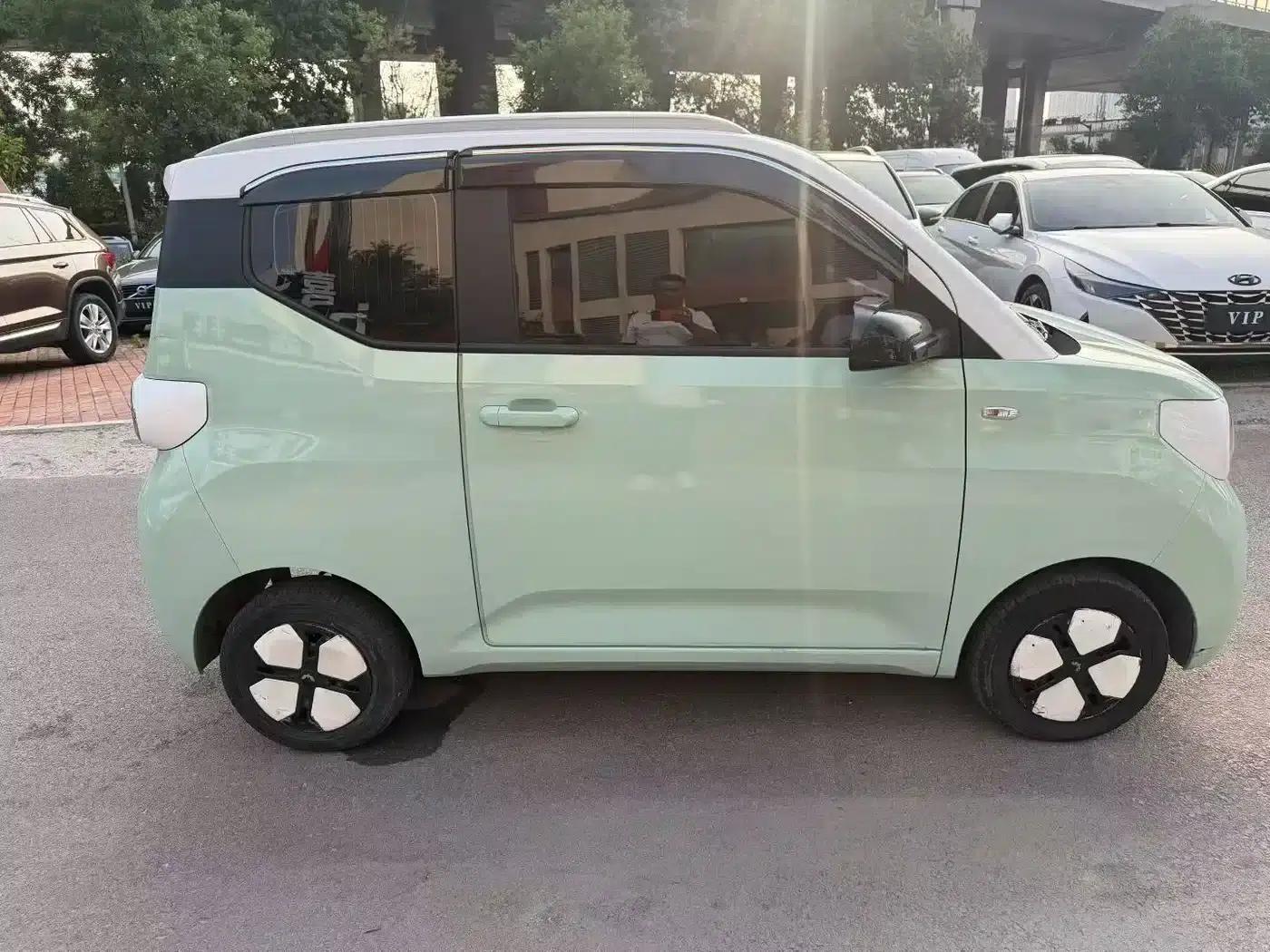 Hongguang MINIEV 2024 Third Generation 215km/h Advanced Edition — миниатюра 4