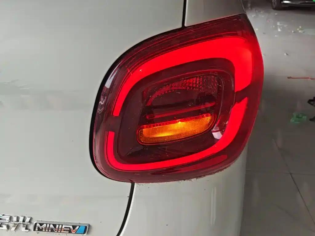 Hongguang MINIEV 2025 Fourth Generation Four-Door Advanced Model — миниатюра 8